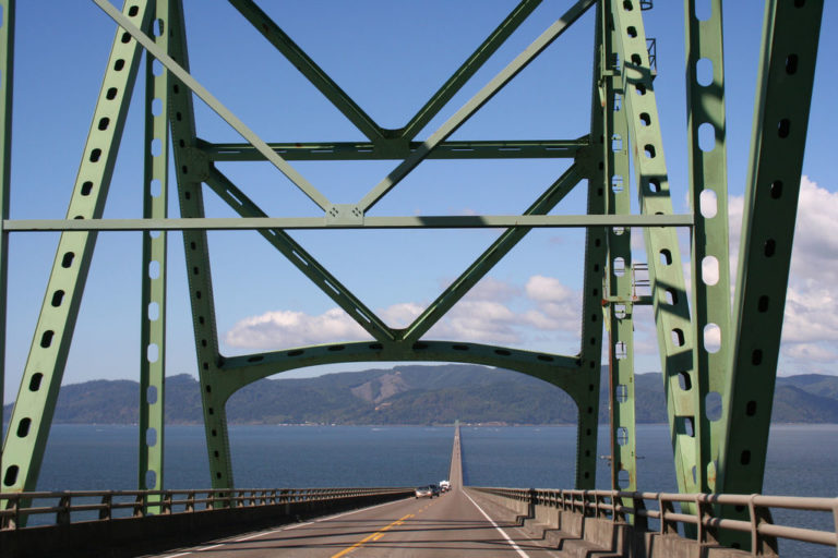 Picture of metal bridge scaffolding